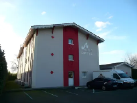 宜必思快捷拉特斯特阿爾卡雄灣酒店