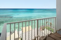 Grand Cayman Marriott Resort - con vistas al mar