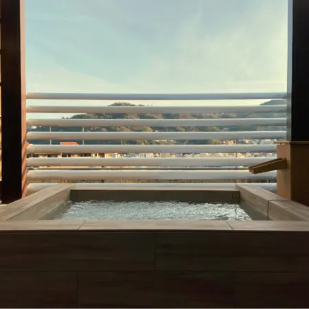 Atami Season Hotel