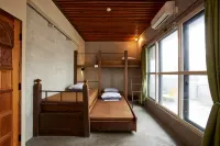 Untapped Hostel - balcon