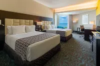 Crowne Plaza Santo Domingo Hotels near BlueMall Santo Domingo