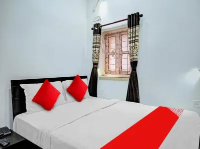 Goroomgo Laxmi Guest House Jadavpur Kolkata