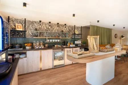 Best Western Bourgoin Jallieu Отели в г. Сент-Альбан-де-Рош