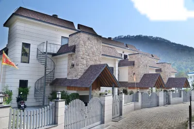 Aura Luxury Stays