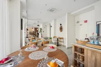 Hôtel le National Clichy Paris Hotels in Clichy