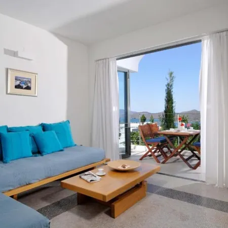 Elounda Living Residences by Ghh