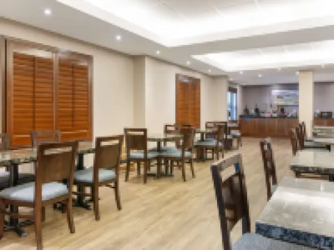 Best Western Plus Brandon Inn Hoteles en Brandon