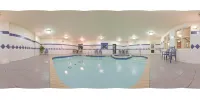 Holiday Inn Express & Suites BARRIE by IHG - piscine