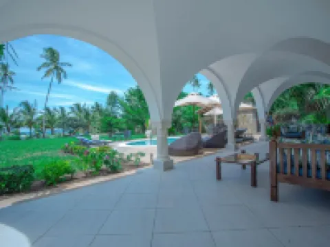 Mzima Beach Residences - Diani Beach Hotels in Galu