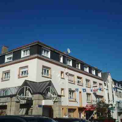Brit Hotel des Halles Concarneau Hotel Exterior