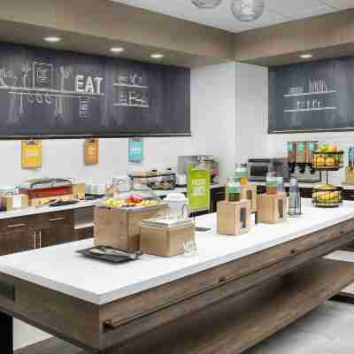 Hampton Inn and Suites by Hilton Lexington Columbia Dining/Meeting Rooms