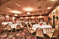 Christopher Inn and Suites Hotels in Chillicothe