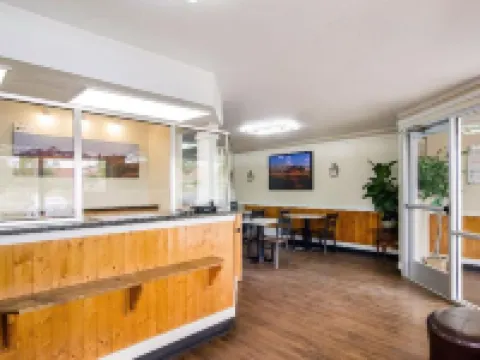 Rodeway Inn Greeley Hotels in Evans