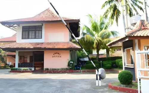 RedDoorz Plus Near Tugu Mercusuar Anyer