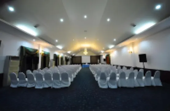 Home and Hill Resort