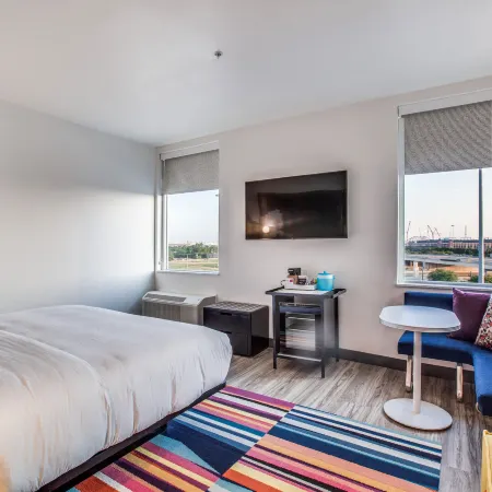 Aloft Dallas Arlington Entertainment District