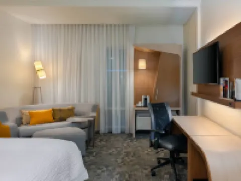 Courtyard Savannah Airport Hotels in Pooler