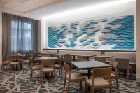 Fairfield by Marriott Inn & Suites Dayton Downtown - breakfast