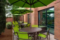 SpringHill Suites Portland Hillsboro - parking