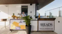 Holiday Inn & Suites Sunshine Coast by IHG - Bar