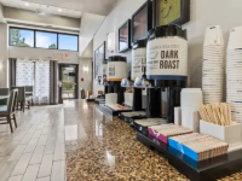 Hampton Inn & Suites Memphis-Galleria Hotels in Shelby County