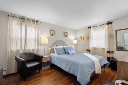 Lansdale: Work, Rest, Explore