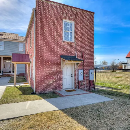 Stovall #6 | Comfy 1-bedroom minutes away from Augusta's gems!