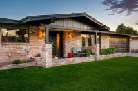 Rancho Redondo - Mid Century Home near The Wigwam Resort, Stadiums with Pool