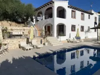 <br>CASA LIMON - Family Villa with private pool - 泳池