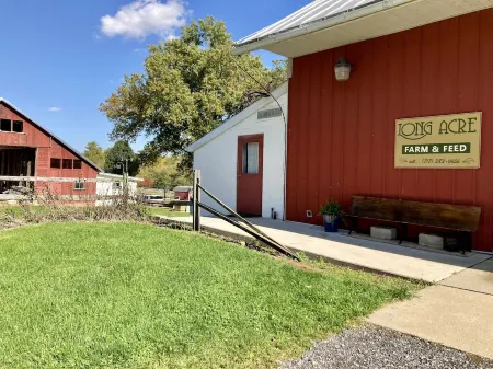 Long Acre Farm - Quiet Setting in a Central Location Отели в г. Лебанон Каунти