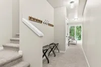 Q House in Marysville 4BR, 3.5Bath + AC Amazing Views, Kid & Pet Friendly Hoteles en Marysville