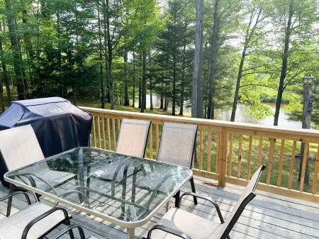 ADK Riverfront Home - Ski Whiteface, Near Lake Placid