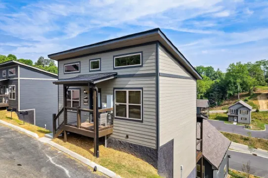 Newly Built Cabin! Hot Tub! Foosball! 5 MI to Pigeon Forge! Mountain Views!