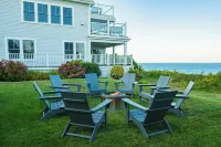 Cliff House- Panoramic Views of Cape Cod Bay.