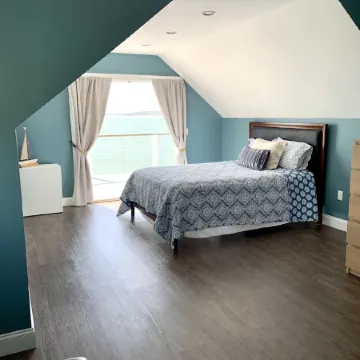 7 Bed - Private Beach - Ocean Front w/Boat Moorings - Fully Remodeled Отели рядом с достопримечательностью «Plymouth Mayflower»