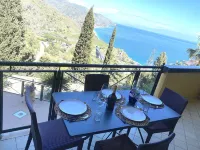 FANTASTIC APARTMENT in center Taormina with Pool, View and Parking