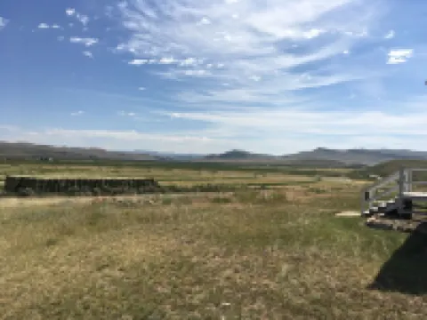 Cozy Quiet Home on Sage Creek