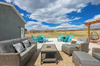 20 ft swim spa! 5 bed, 4 bath, hot tub, 5 acres, game room, north CO Springs!