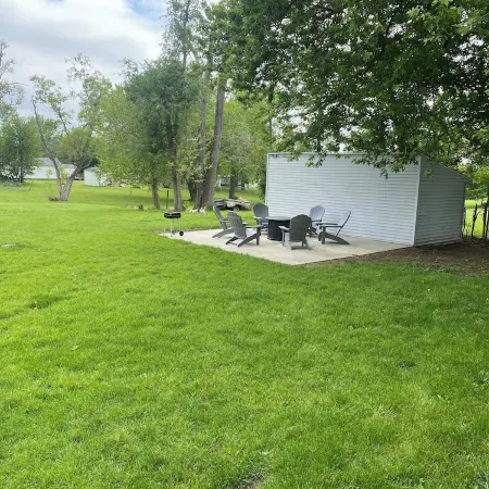 Worthington Dr Sw acreage