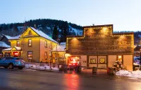 Best Location on Historic Main St, Steps Away from Town Lift!