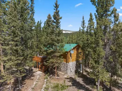 Enjoy the Now in an Alpine Oasis