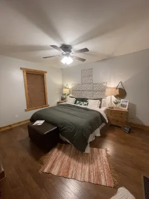 Cozy, cabin in the woods perfect for hanging out.
