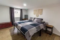 Woodsy A-Frame in Pocono Mountain Resort, Family and Pet Friendly!