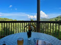 Wow Views! Right in the middle of everything! Otter Falls & Hawks Nest next door Hotels in Seven Devils