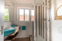 Birkeneck 3 (ground floor), castle view dream holiday apartment