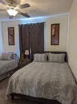 River Close, Newer Home! Great Neighborhood Minutes from Laughlin! Close to All!