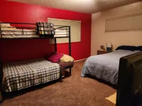 Peaceful weekend getaway 1 block from the river Hotels in Kernville