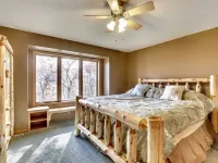 Deacon's Lodge Golf: Overlooking Pelican Lake - Breezy Point Hotels in Breezy Point