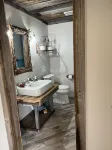 Very Private,Adorable Rustic Cabin -Out House , Full Shower House Off Barn