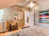 Charming Carriage House in Capital Hill